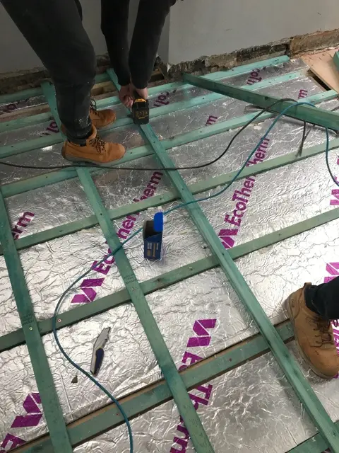 Insulated roof-terrace build-up during reconstruction