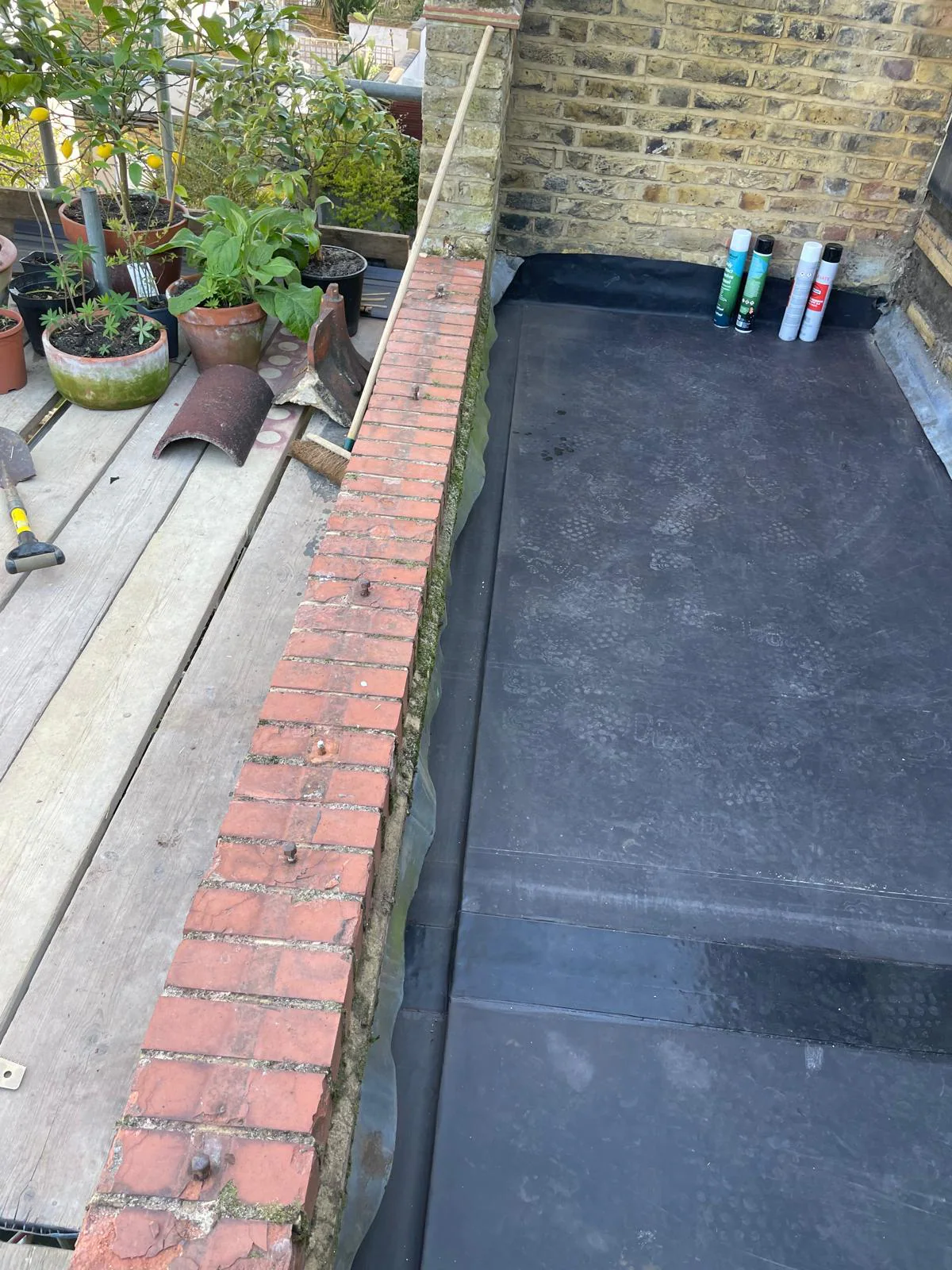Completed EPDM covering on the SW8 porch roof